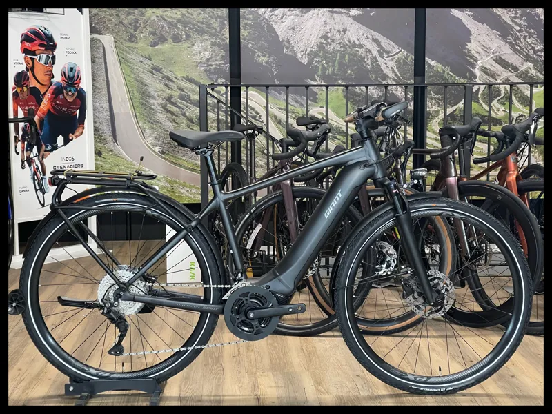 Giant Explore E+ 1 625 GTS Medium Gunmetal Black 2021 ex-demo